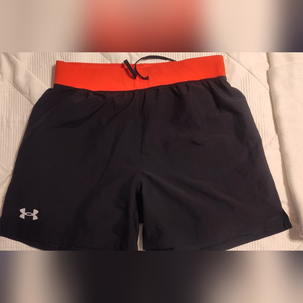 Under Armour Men's Medium Cool Switch Shorts NWT